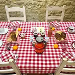 Bed & Breakfast Saint House 3*