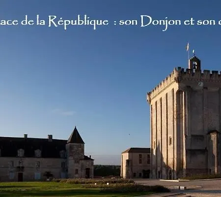 Alojamento de Acomodação e Pequeno-almoço Saint House