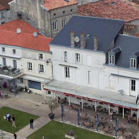 Saint House Bed & Breakfast Pons