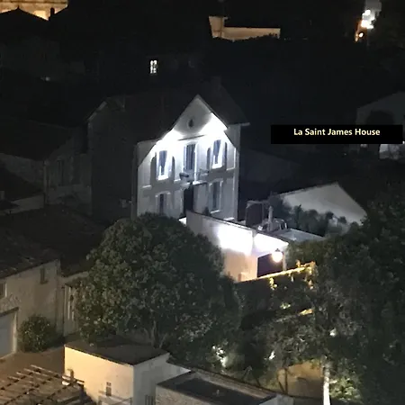 Saint House Alojamento de Acomodação e Pequeno-almoço 3*