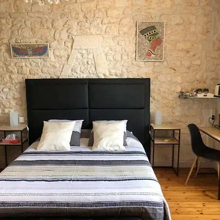 Saint House Bed & Breakfast