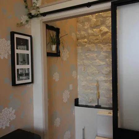 Saint House Bed & Breakfast Pons