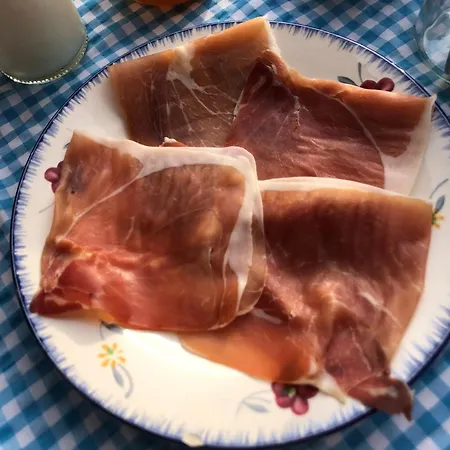 Alojamento de Acomodação e Pequeno-almoço Saint House 3*