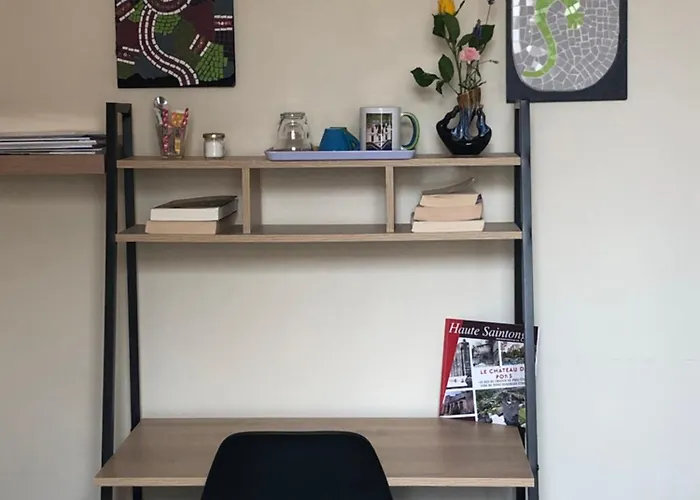 Saint House Couette-café 3*